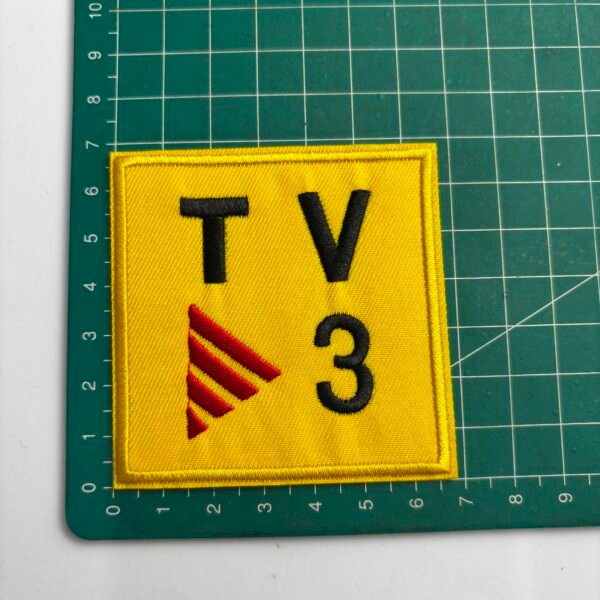 Model 3 Patch TV3 Barcelona