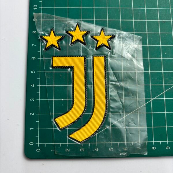 IMG-20260925-WA0310 Crest Logo Patch Juventus