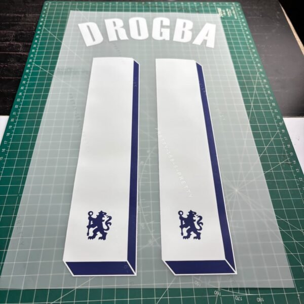 WhatsApp Image 2026-10-18 at 13.26.26 2011/2012 Nameset #11 Drogba Chelsea Home Cup